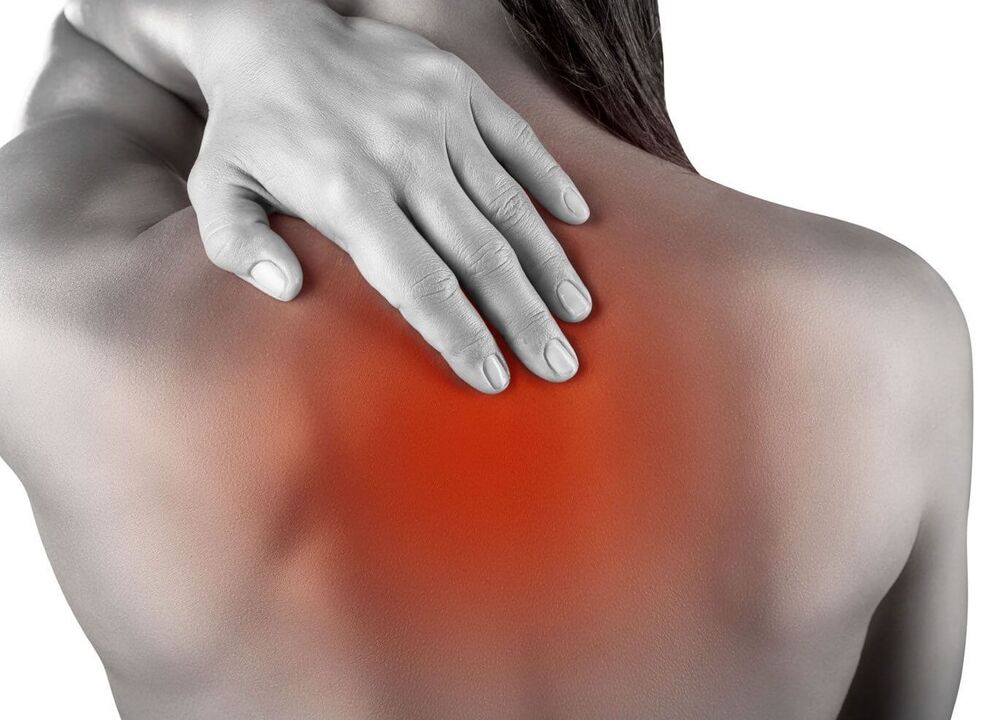 Dor de costas con osteocondrose torácica