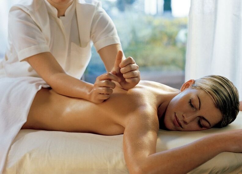 masaxe terapéutica para a artrite
