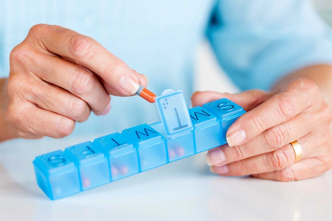 Prescribir medicamentos antibacterianos para tratar a prostatite