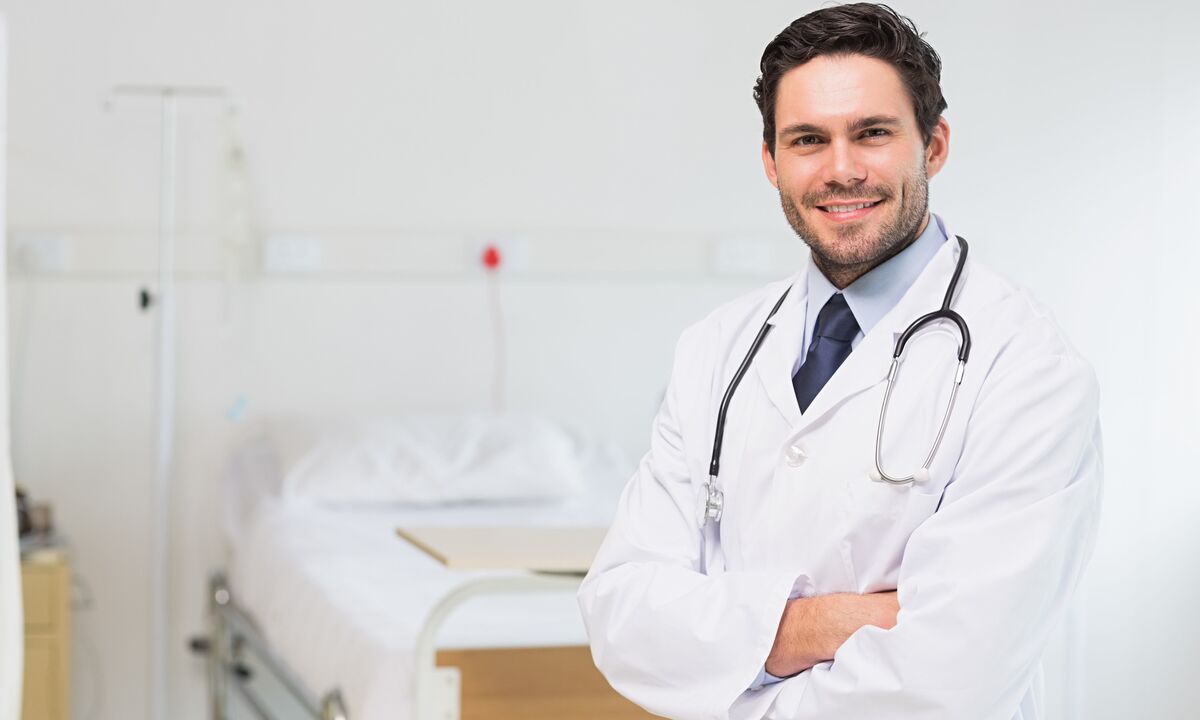 Segundo os resultados da proba, o médico prescribe medicamentos para tratar a prostatite