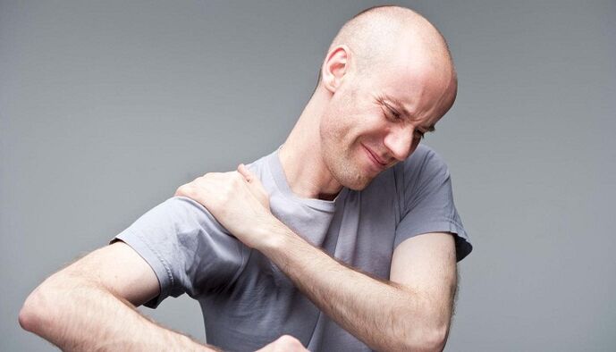 Dor nos ombreiros con osteocondrose